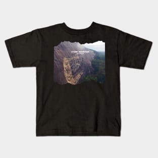 Stone Mountain Georgia Cool photography skyline blue sky USA city break Kids T-Shirt